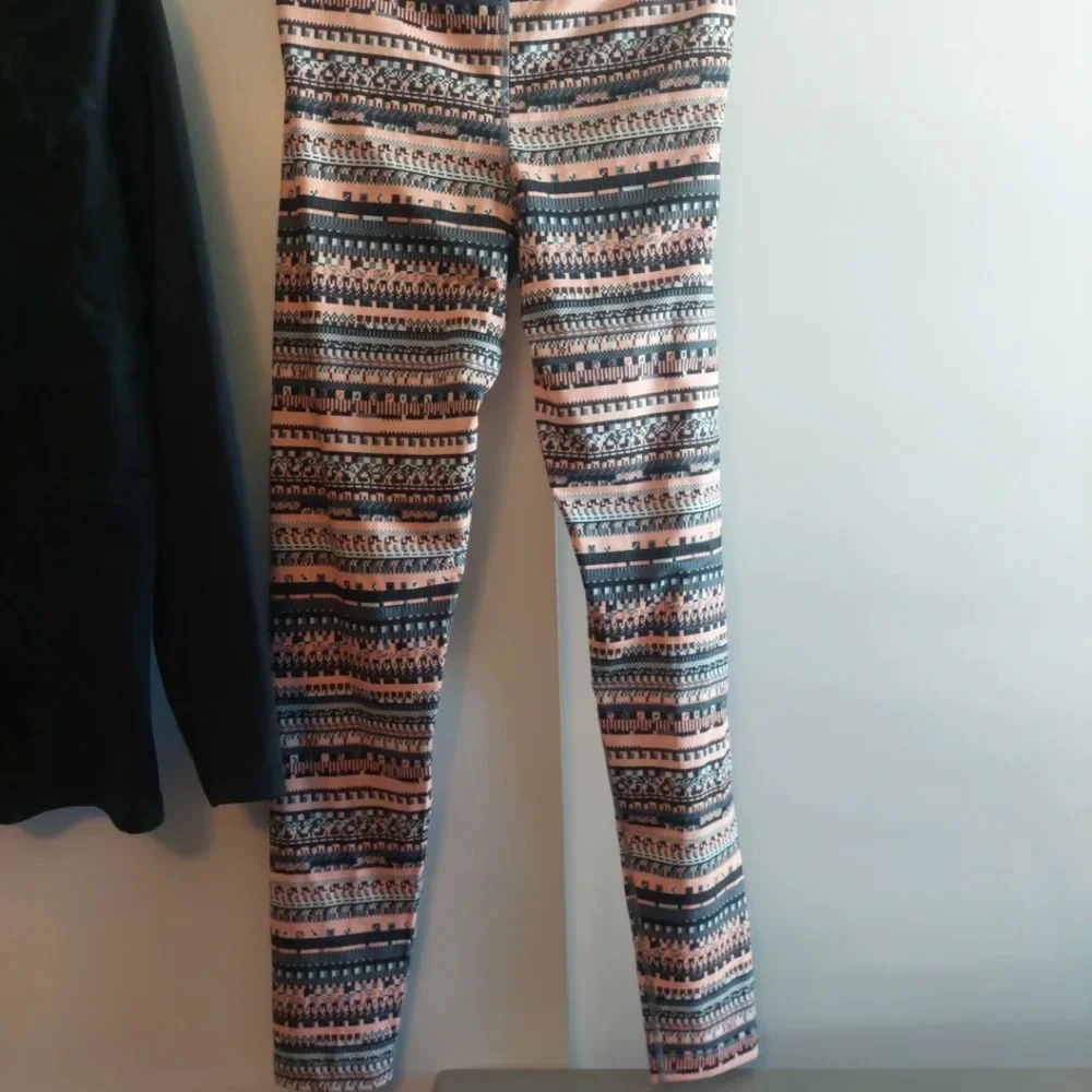 Nike Pro Dri-Fit 2 piece Set Performance Athleisure Sweater & Leggings L
